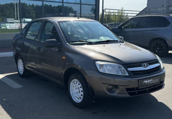 Подержанный автомобиль LADA (ВАЗ) Granta Sedan 2014 года (1 фото)