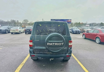 Подержанный автомобиль УАЗ Patriot 2015 года (6 фото)