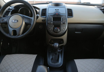 Подержанный автомобиль Kia Soul 2011 года (12 фото)