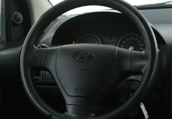 Подержанный автомобиль Hyundai Getz 2005 года (16 фото)