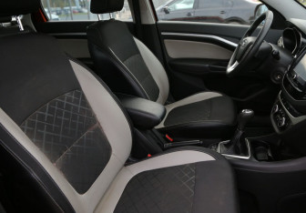 Подержанный автомобиль LADA (ВАЗ) Vesta Wagon 2018 года (10 фото)