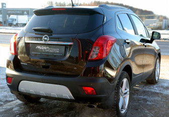 Подержанный автомобиль Opel Mokka 2013 года (6 фото)