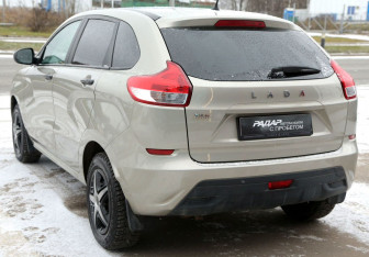 Подержанный автомобиль LADA (ВАЗ) XRAY 2017 года (4 фото)