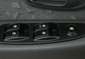 Подержанный автомобиль Kia Spectra Sedan 2008 года (17 фото)