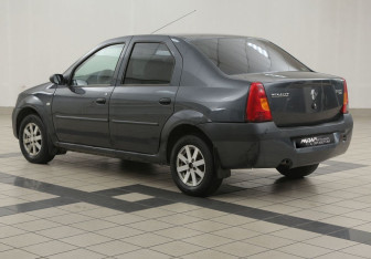 Подержанный автомобиль Renault Logan Sedan 2008 года (2 фото)