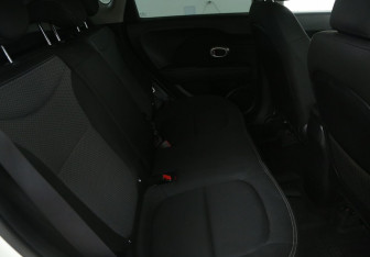 Подержанный автомобиль Kia Soul 2018 года (11 фото)