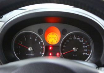 Подержанный автомобиль Nissan X-Trail 2007 года (11 фото)