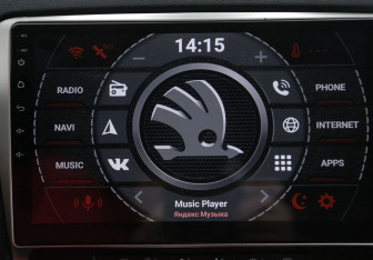 Подержанный автомобиль Skoda Octavia Liftback 2012 года (15 фото)