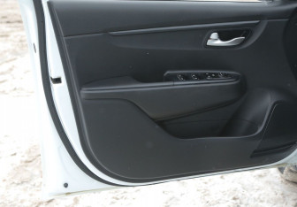 Подержанный автомобиль Kia Rio Hatchback 2020 года (22 фото)