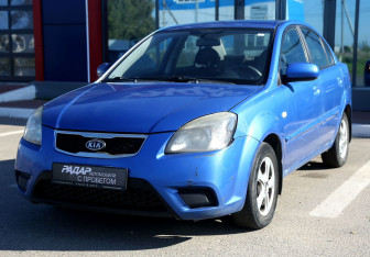 Подержанный автомобиль Kia Rio Sedan 2010 года (3 фото)