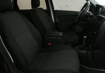 Подержанный автомобиль LADA (ВАЗ) Granta Sedan 2013 года (10 фото)