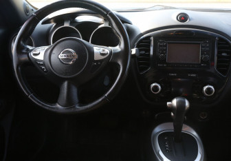 Подержанный автомобиль Nissan Juke 2013 года (14 фото)