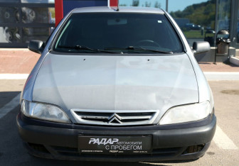 Подержанный автомобиль Citroen Xsara Hatchback 2000 года (2 фото)