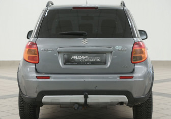 Подержанный автомобиль Suzuki SX4 Hatchback 2012 года (3 фото)