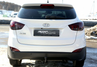 Подержанный автомобиль Hyundai ix35 2013 года (5 фото)