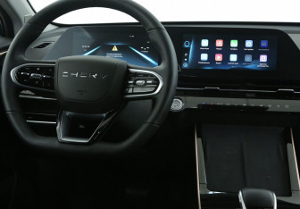 Подержанный автомобиль Omoda C5 2023 года (14 фото)