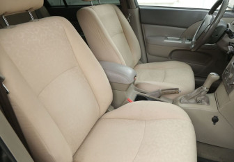 Подержанный автомобиль Vortex Estina 2010 года (10 фото)