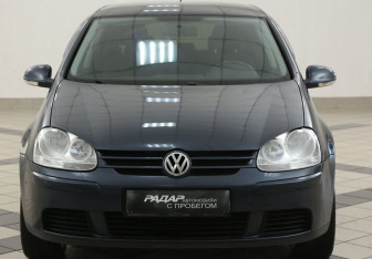Подержанный автомобиль Volkswagen Golf Hatchback 2007 года (6 фото)