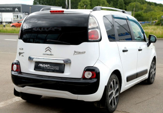 Подержанный автомобиль Citroen C3 Picasso 2013 года (6 фото)