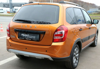 Подержанный автомобиль LADA (ВАЗ) Granta Wagon 2019 года (6 фото)