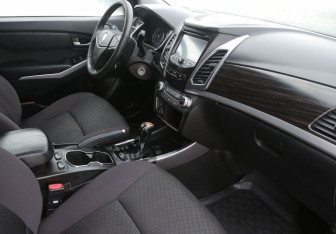 Подержанный автомобиль SsangYong Actyon 2013 года (9 фото)