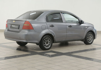 Подержанный автомобиль Chevrolet Aveo Sedan 2008 года (4 фото)
