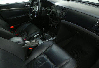 Подержанный автомобиль Chevrolet Epica 2010 года (9 фото)