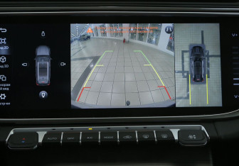 Подержанный автомобиль Geely Atlas Pro 2023 года (19 фото)
