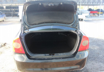 Подержанный автомобиль Ford Focus Sedan 2009 года (16 фото)