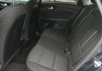 Подержанный автомобиль Kia Cerato Sedan 2020 года (14 фото)