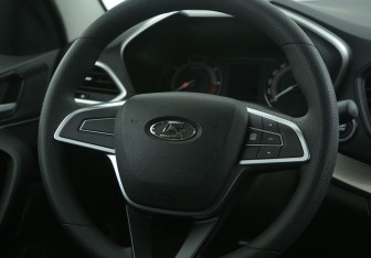 Подержанный автомобиль LADA (ВАЗ) Vesta Sedan 2024 года (16 фото)