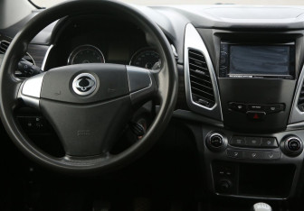 Подержанный автомобиль SsangYong Actyon 2013 года (14 фото)