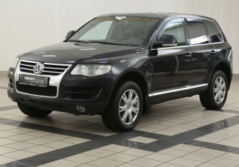 Подержанный автомобиль Volkswagen Touareg 2007 года (8 фото)
