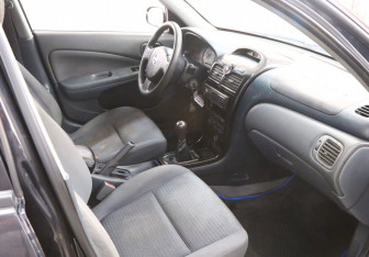 Подержанный автомобиль Nissan Almera Classic 2007 года (7 фото)