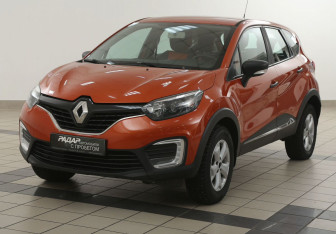 Подержанный автомобиль Renault Kaptur 2017 года (8 фото)