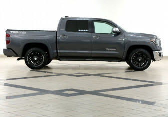 Подержанный автомобиль Toyota Tundra 2020 года (5 фото)