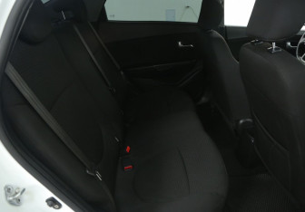 Подержанный автомобиль Kia Rio Sedan 2014 года (11 фото)