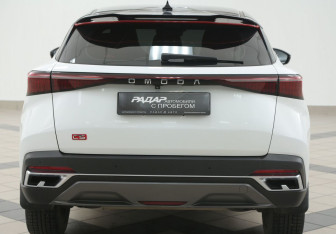 Подержанный автомобиль Omoda C5 2022 года (3 фото)