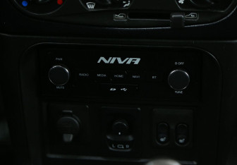 Подержанный автомобиль Chevrolet Niva 2019 года (13 фото)