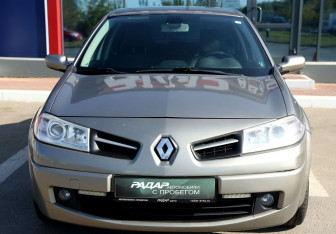 Подержанный автомобиль Renault Megane Sedan 2008 года (2 фото)