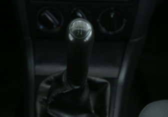 Подержанный автомобиль Skoda Octavia Liftback 2008 года (15 фото)