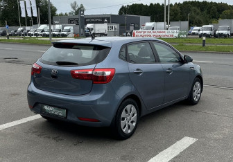 Подержанный автомобиль Kia Rio Hatchback 2014 года (4 фото)