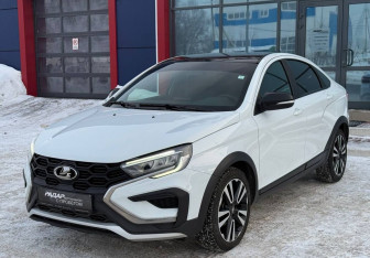 Подержанный автомобиль LADA (ВАЗ) Vesta Sedan 2023 года (4 фото)