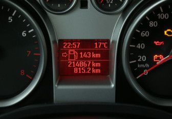 Подержанный автомобиль Ford Focus Hatchback 2008 года (18 фото)