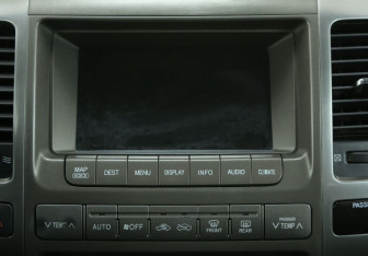 Подержанный автомобиль Lexus GX 2006 года (13 фото)