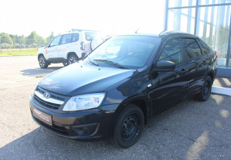 Подержанный автомобиль LADA (ВАЗ) Granta Liftback 2018 года (3 фото)