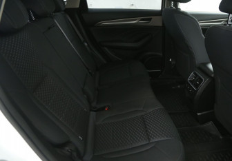 Подержанный автомобиль Haval F7 2020 года (11 фото)
