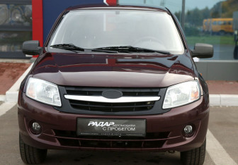 Подержанный автомобиль LADA (ВАЗ) Granta Sedan 2012 года (2 фото)