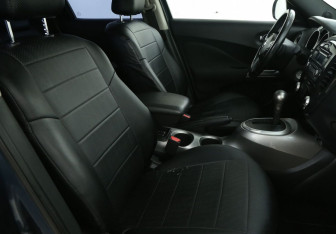 Подержанный автомобиль Nissan Juke 2012 года (10 фото)