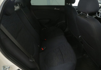 Подержанный автомобиль Hyundai Solaris Sedan 2016 года (11 фото)